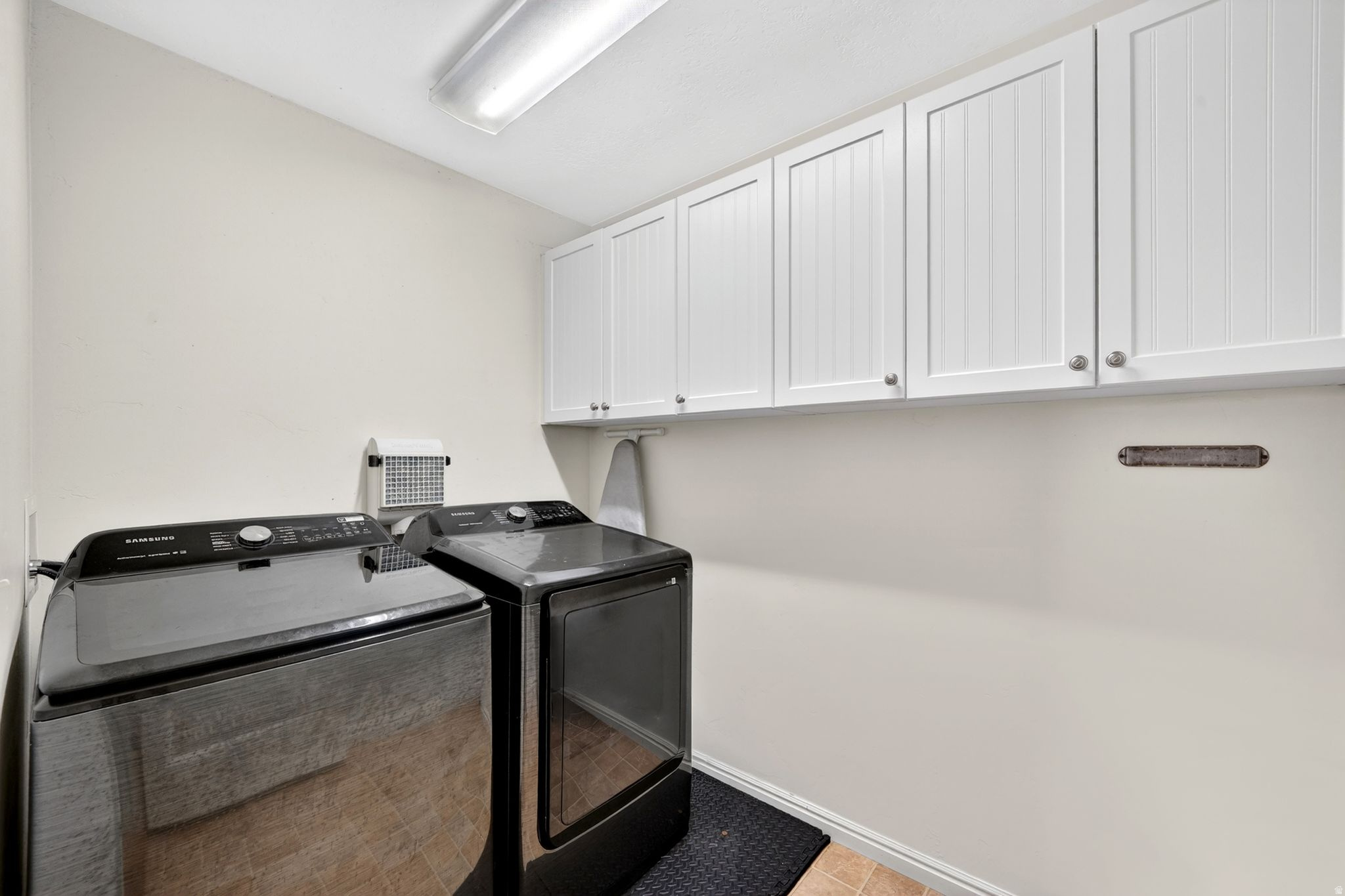 KENNECOTT - Residential