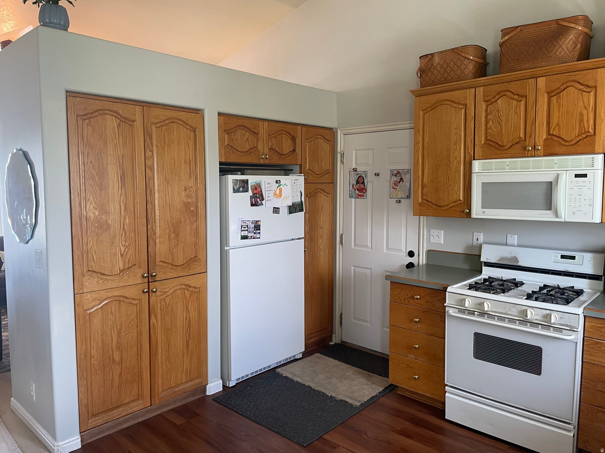 PARK WEST - Residential