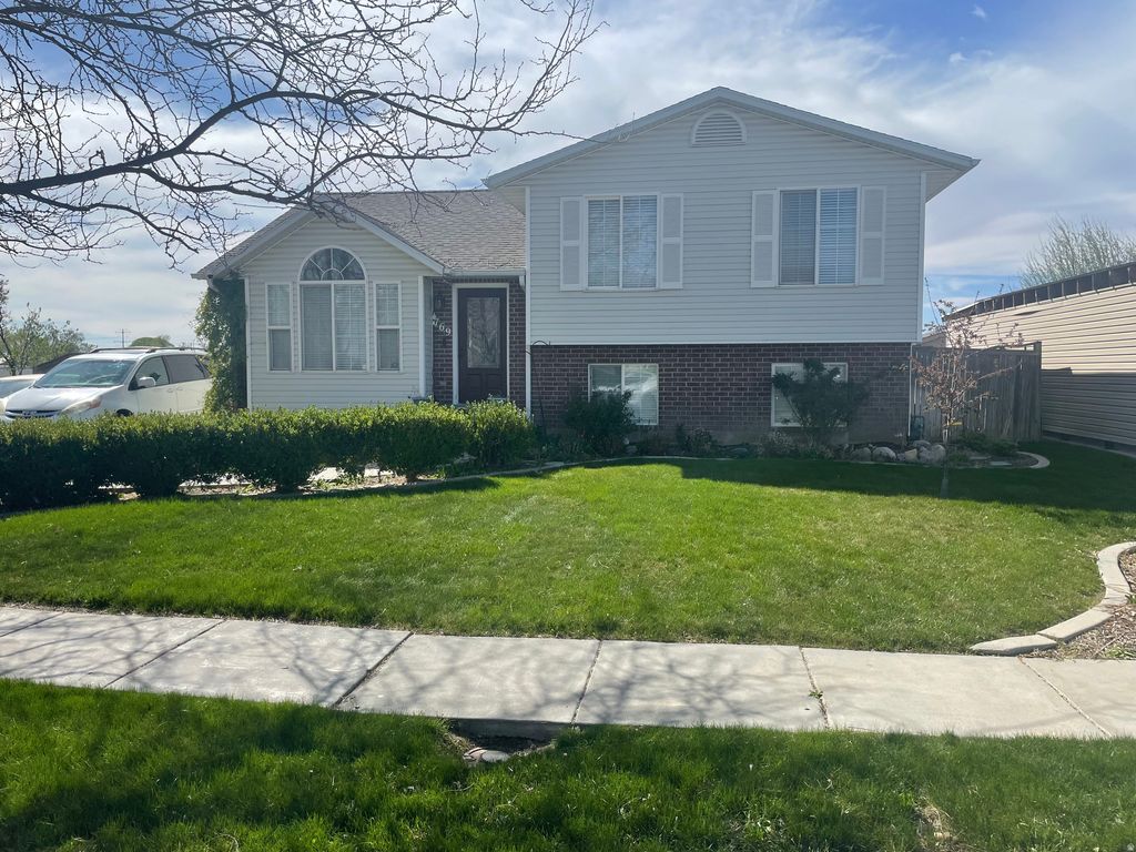 Photo of 769 S 700 W, Tremonton, UT 84337 (MLS # 2146644)