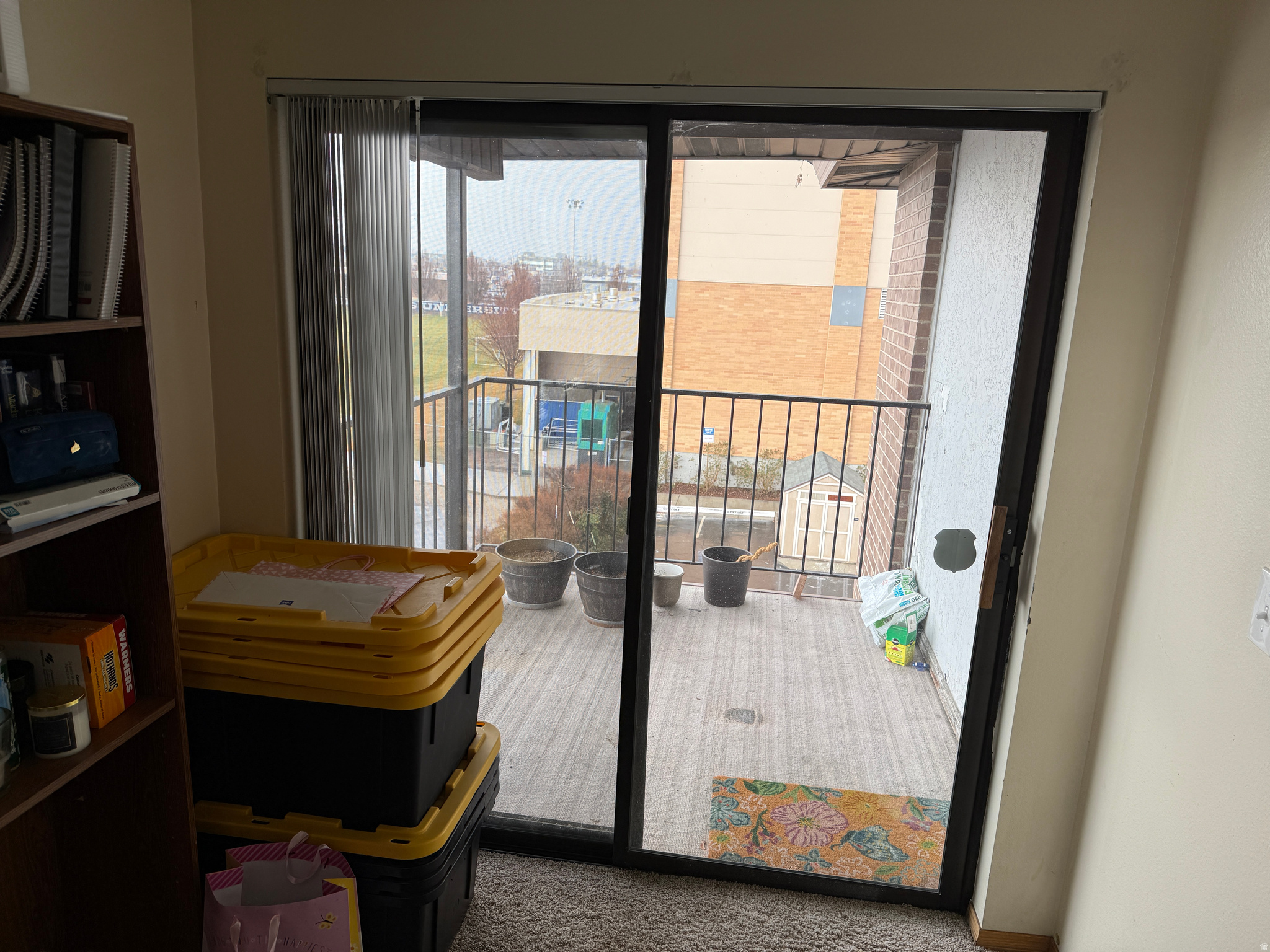 COURTSIDE - Residential