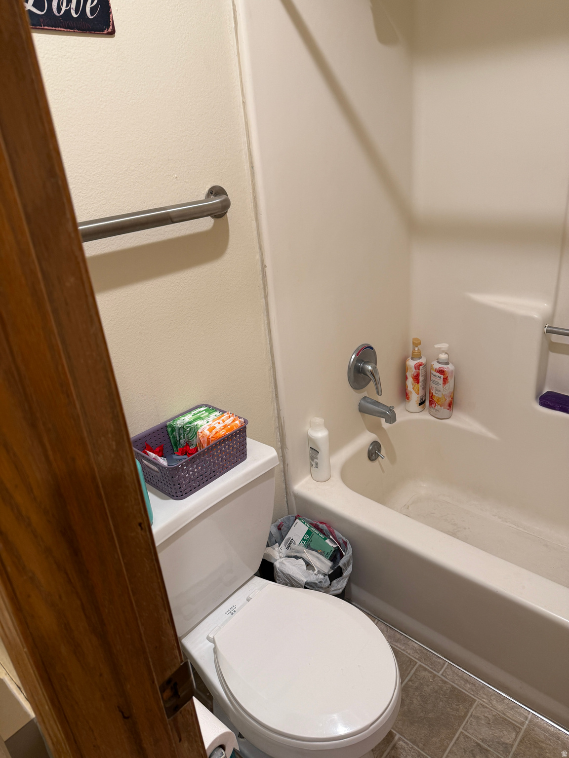 COURTSIDE - Residential