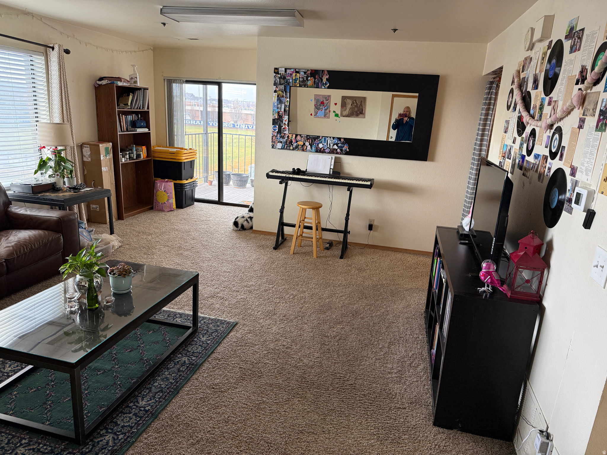 COURTSIDE - Residential