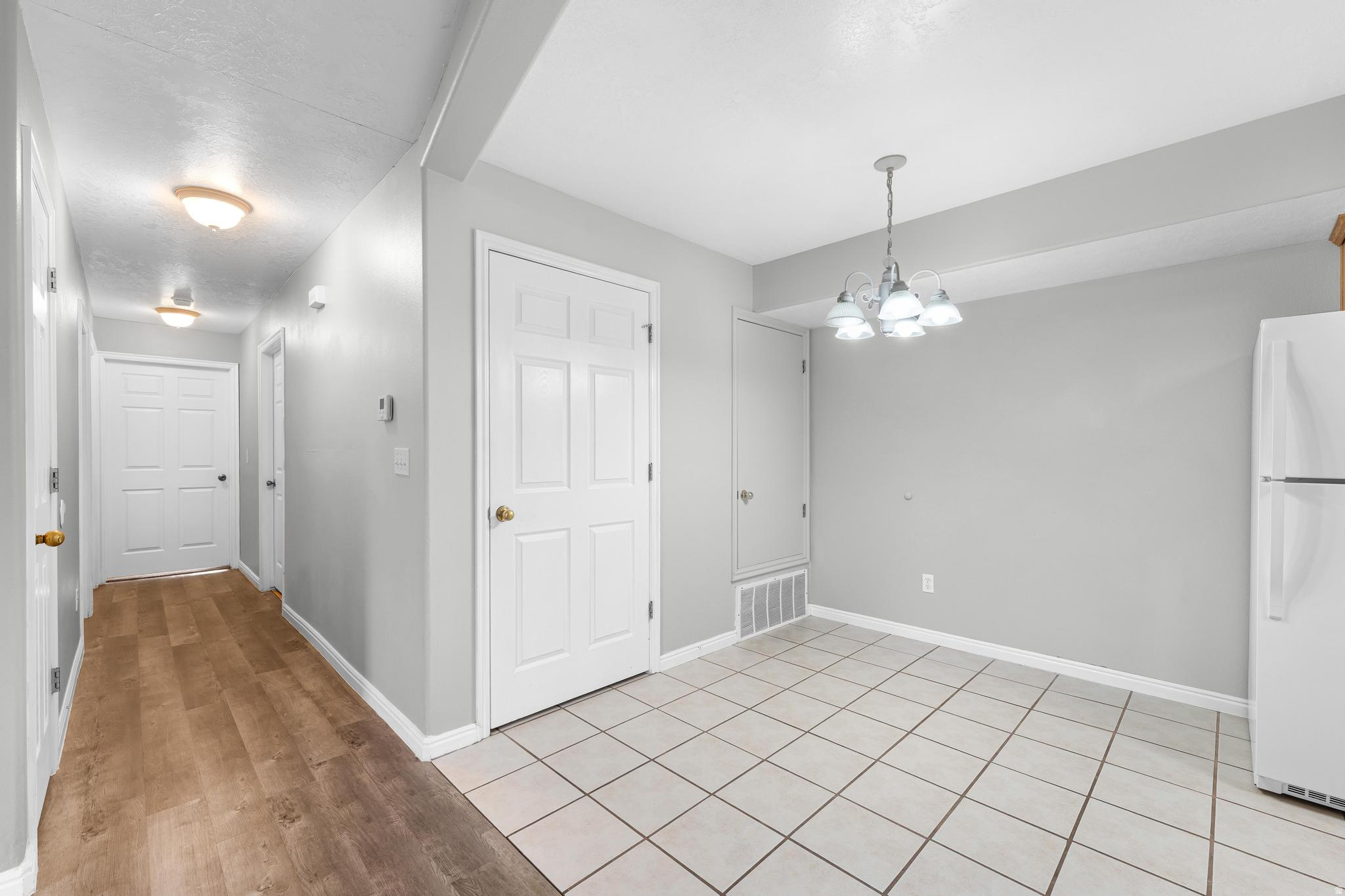 WILLOW SPRINGS - Residential