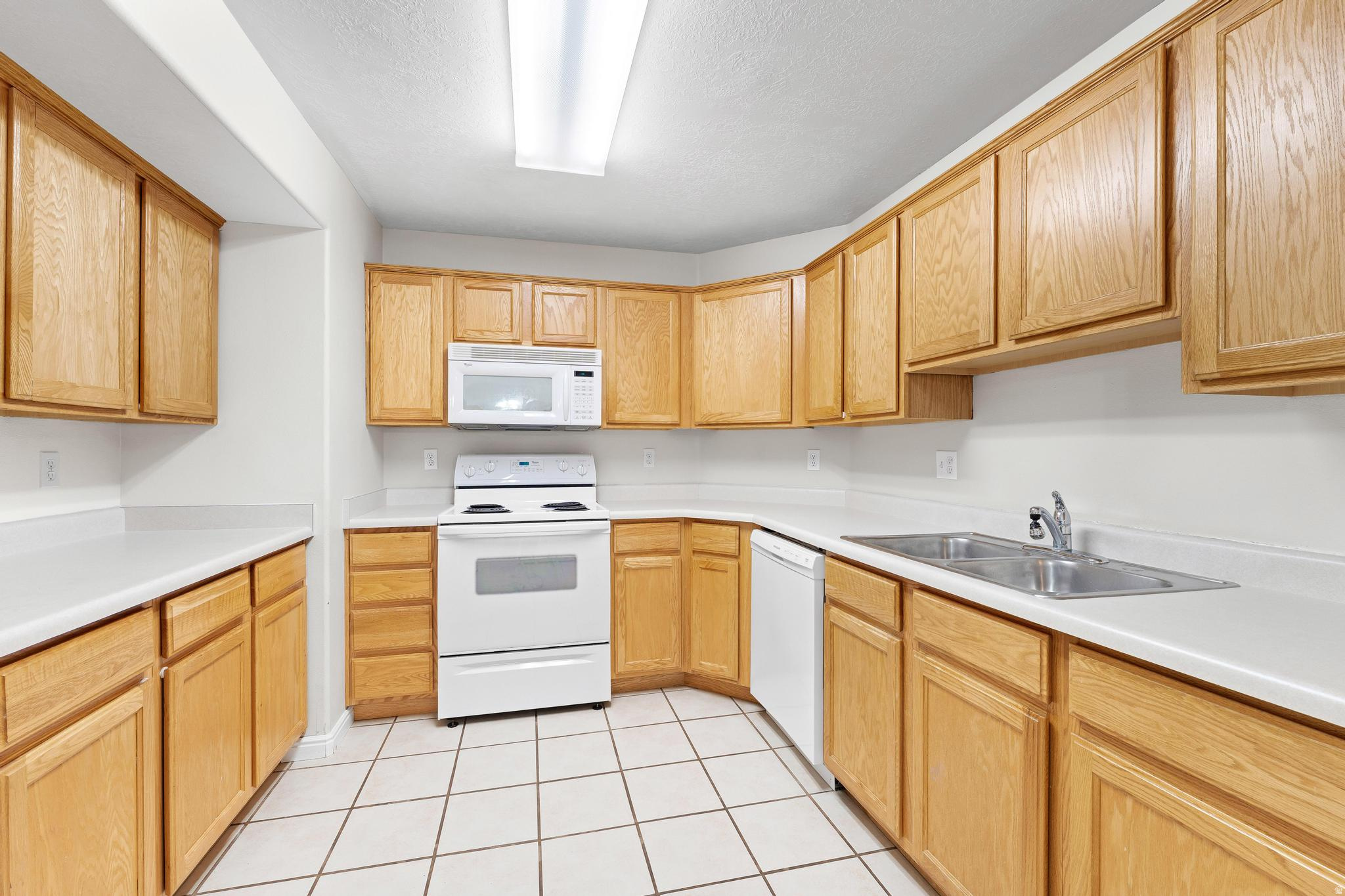 WILLOW SPRINGS - Residential