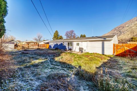 Tiny photo for 998 E 40 N, Springville, UT 84663 (MLS # 2132792)
