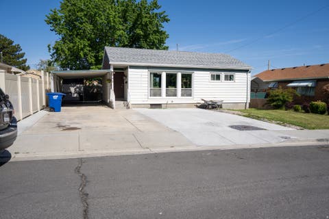 Tiny photo for 452 W 5300 S, Washington Terrace, UT 84405 (MLS # 2157481)
