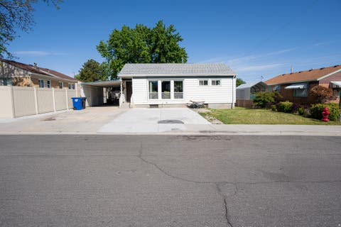 Photo of 452 W 5300 S, Washington Terrace, UT 84405 (MLS # 2157481)