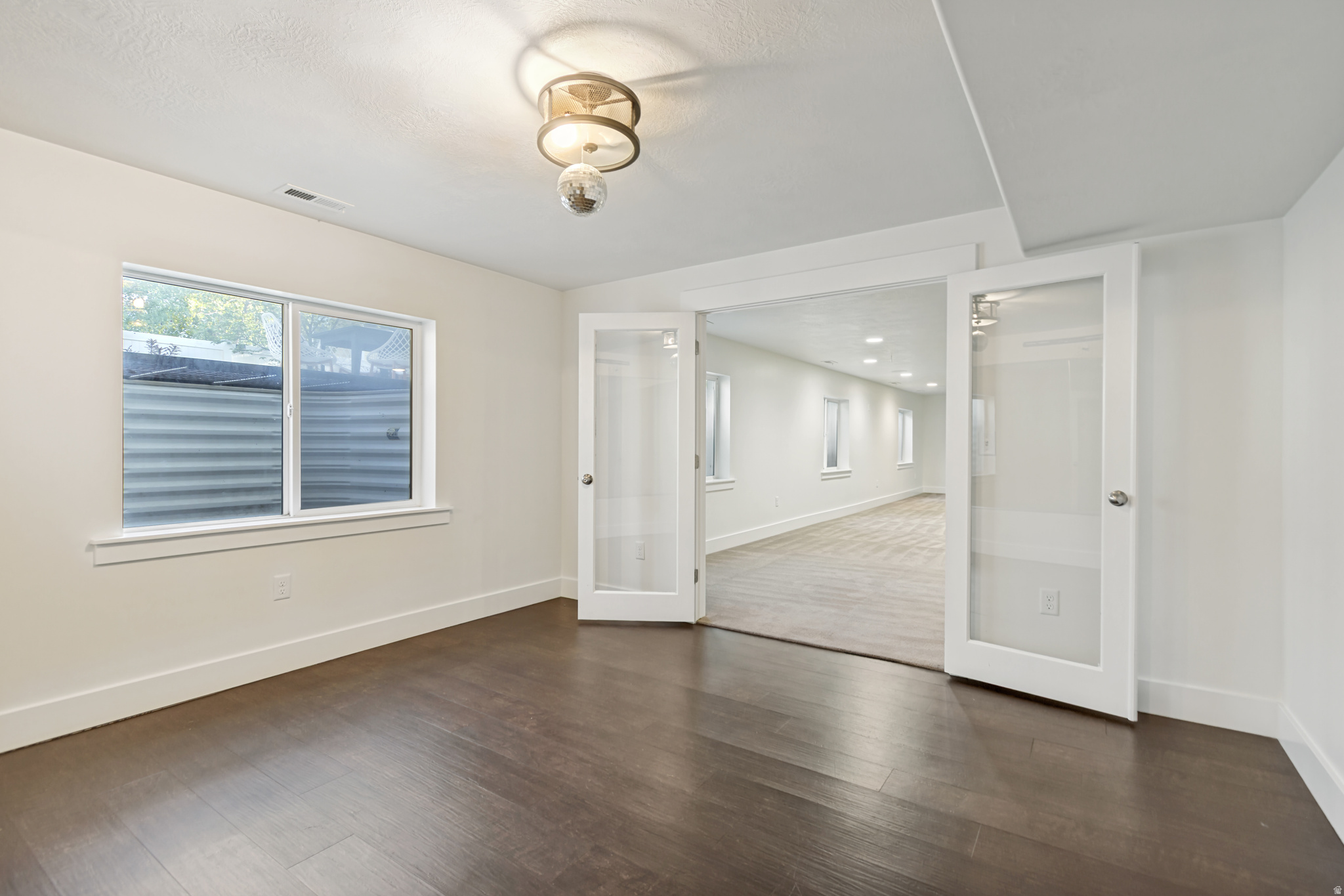 INDEPENDENCE - Residential