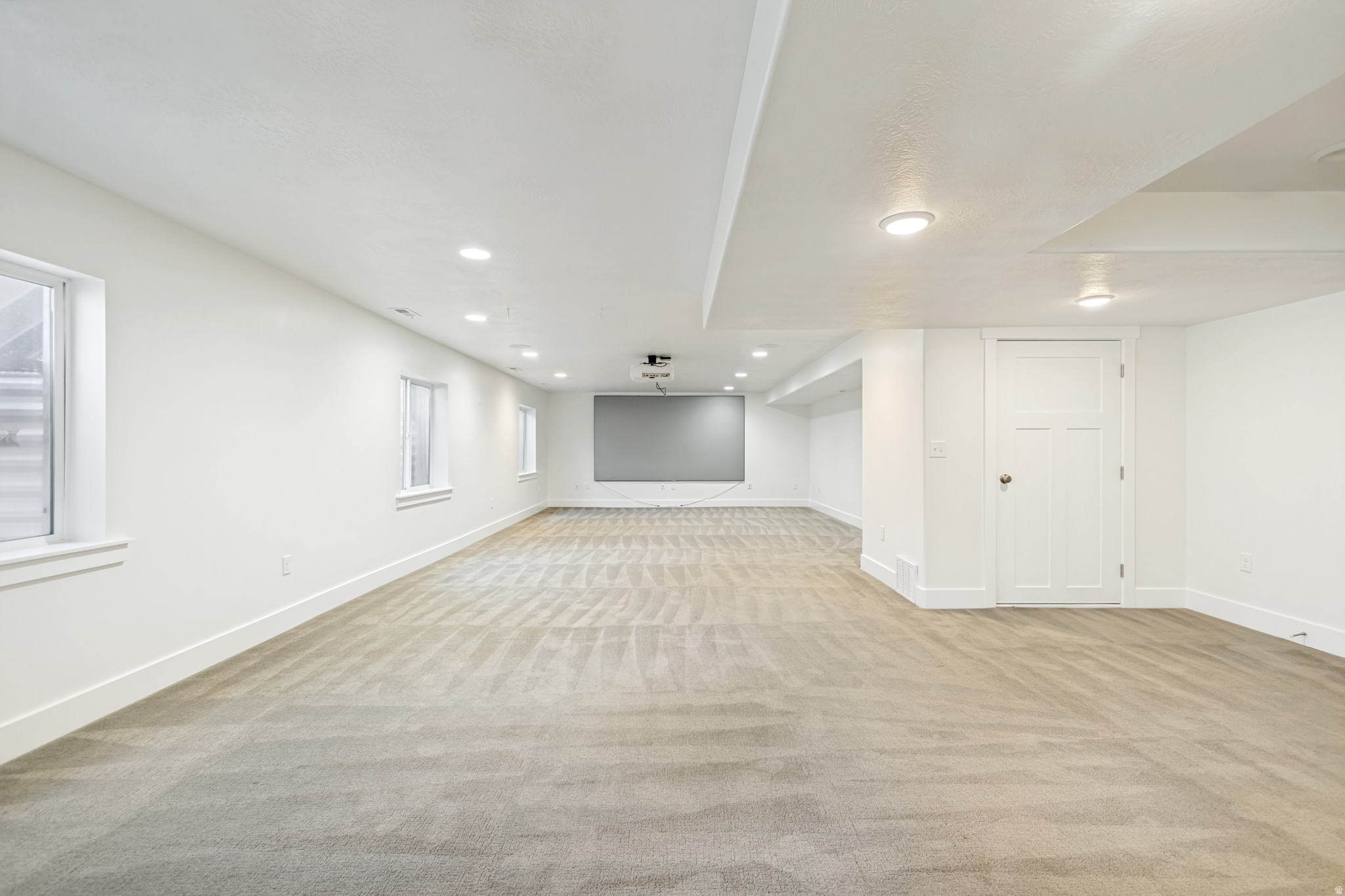 INDEPENDENCE - Residential