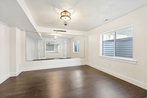 Tiny photo for 965 FREEDOM POINT WAY, Bluffdale, UT 84065 (MLS # 2154082)