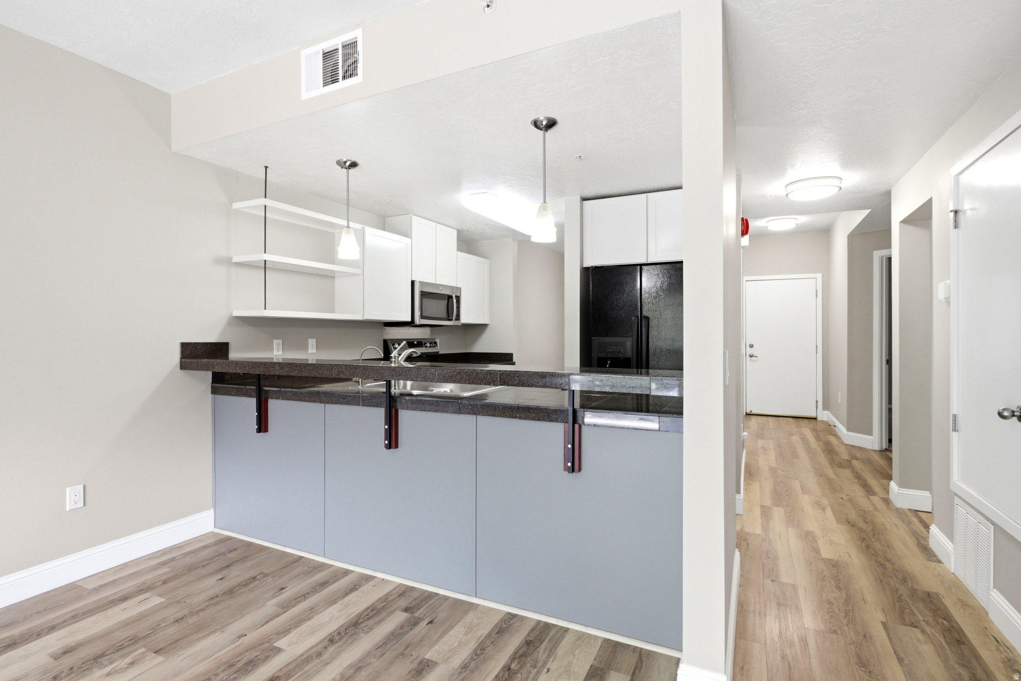4340 HIGHLAND CONDO - Residential