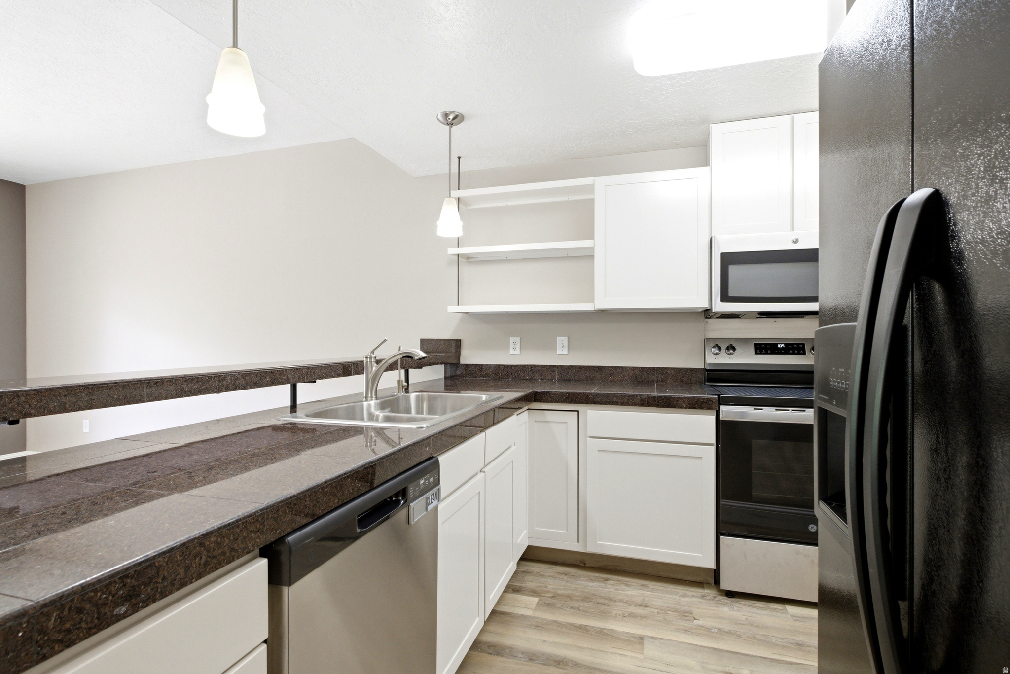 4340 HIGHLAND CONDO - Residential