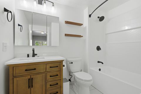 Tiny photo for 4340 S HIGHLAND DR E #113, Holladay, UT 84124 (MLS # 2152683)