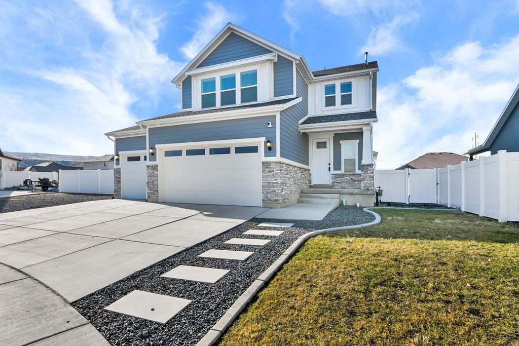 Photo of 6899 S COOK DR, South Weber, UT 84405 (MLS # 2127251)