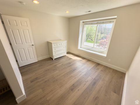 Tiny photo for 4097 S HIGHLAND DR E #3A, Holladay, UT 84124 (MLS # 2115440)