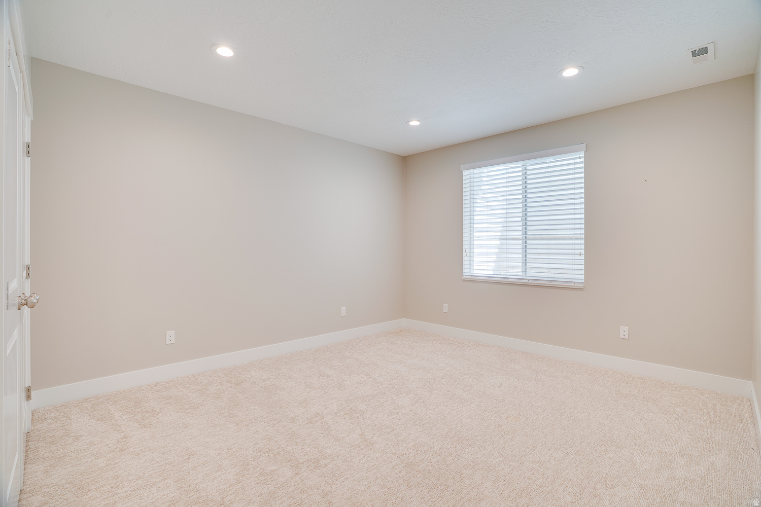 CROSSINGS AT LAKE CR - Residential