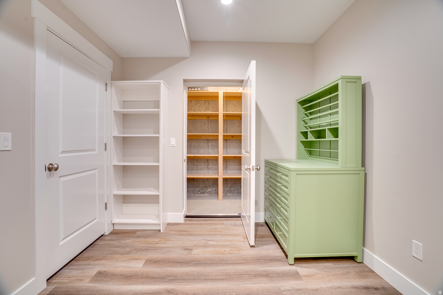 CROSSINGS AT LAKE CR - Residential