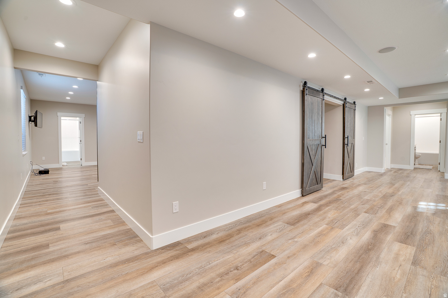 CROSSINGS AT LAKE CR - Residential