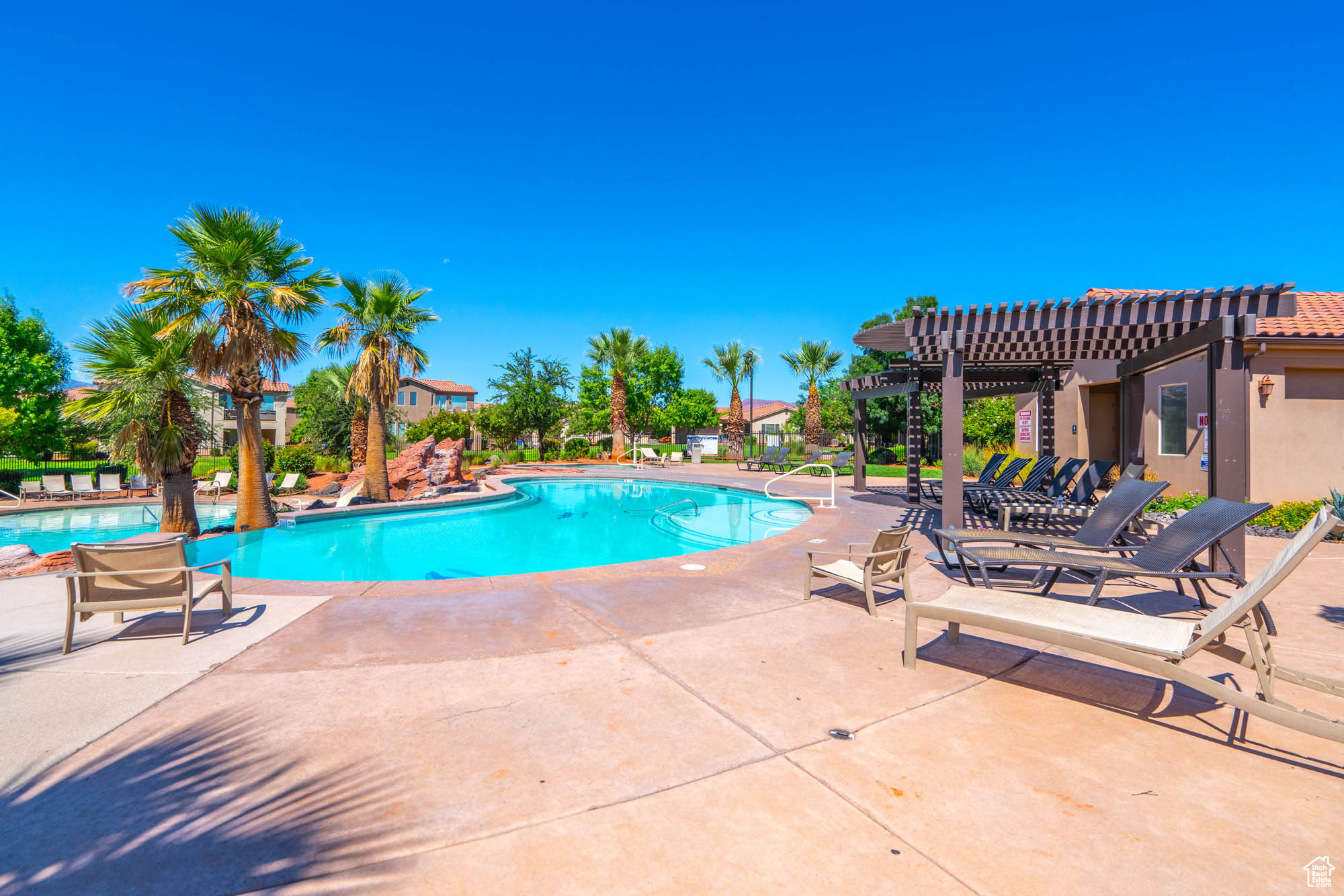 PARADISE VILLAGE AT ZION - Residential