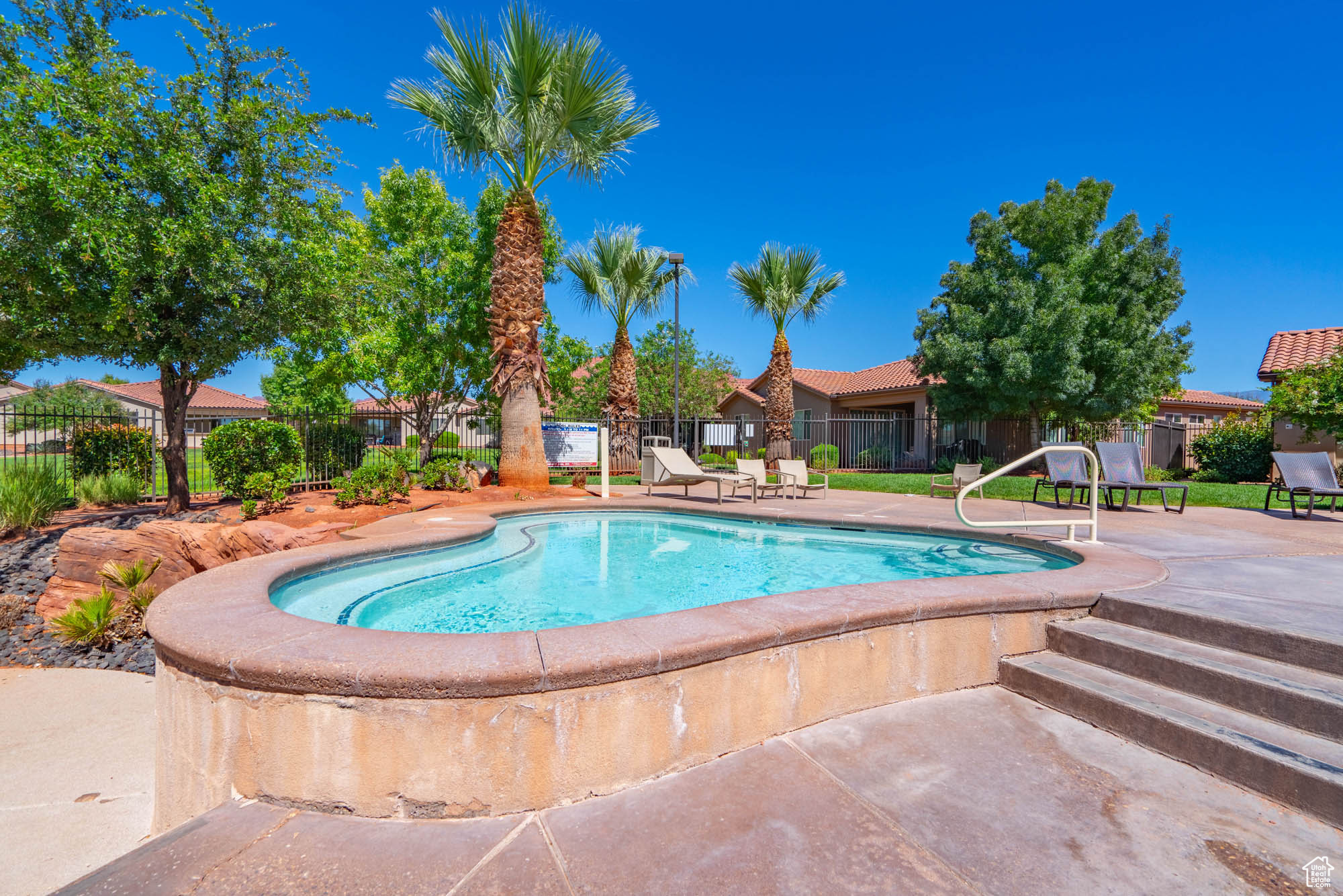 PARADISE VILLAGE AT ZION - Residential
