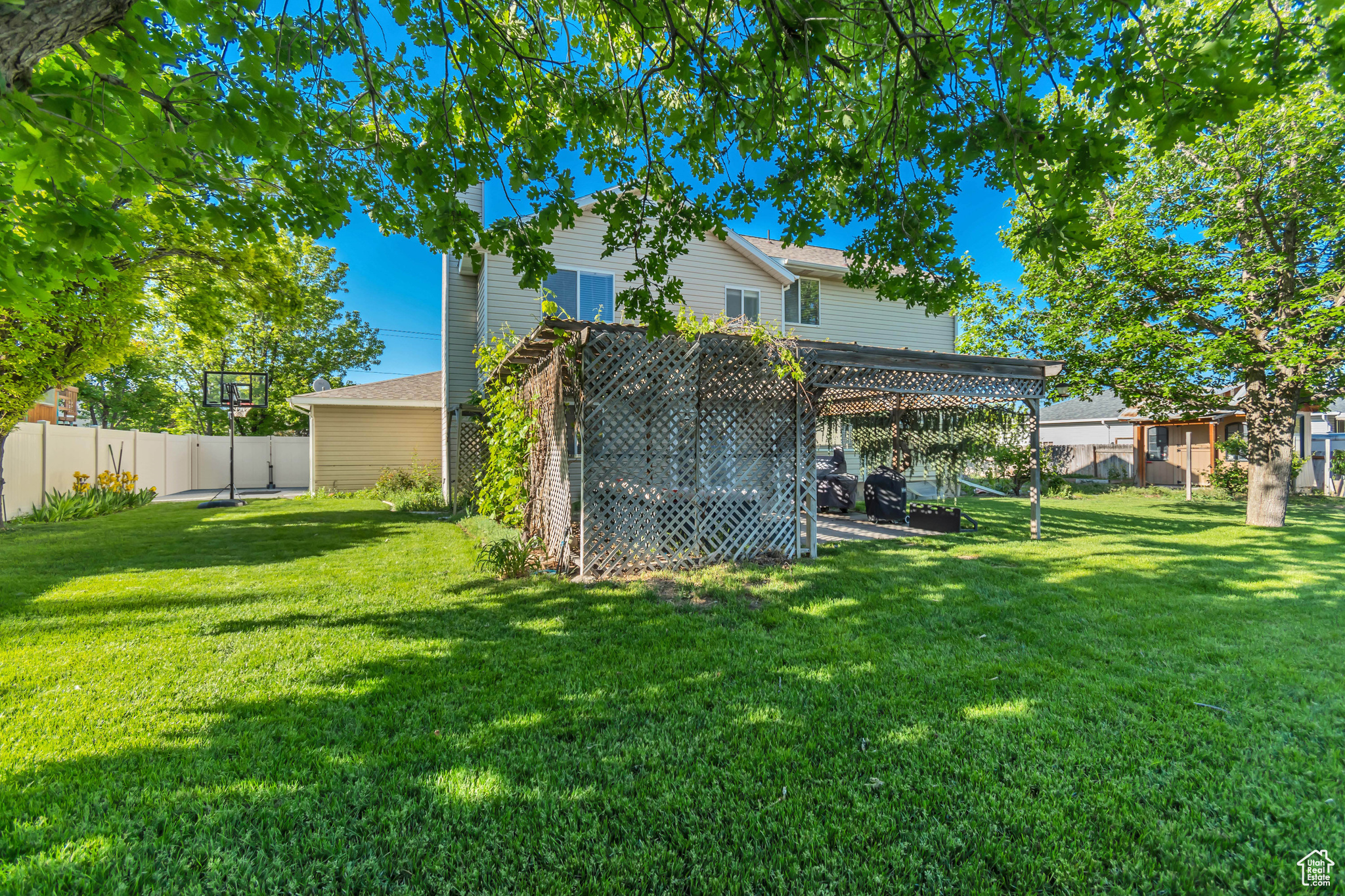 2761 W 9800, South Jordan, Utah image 31