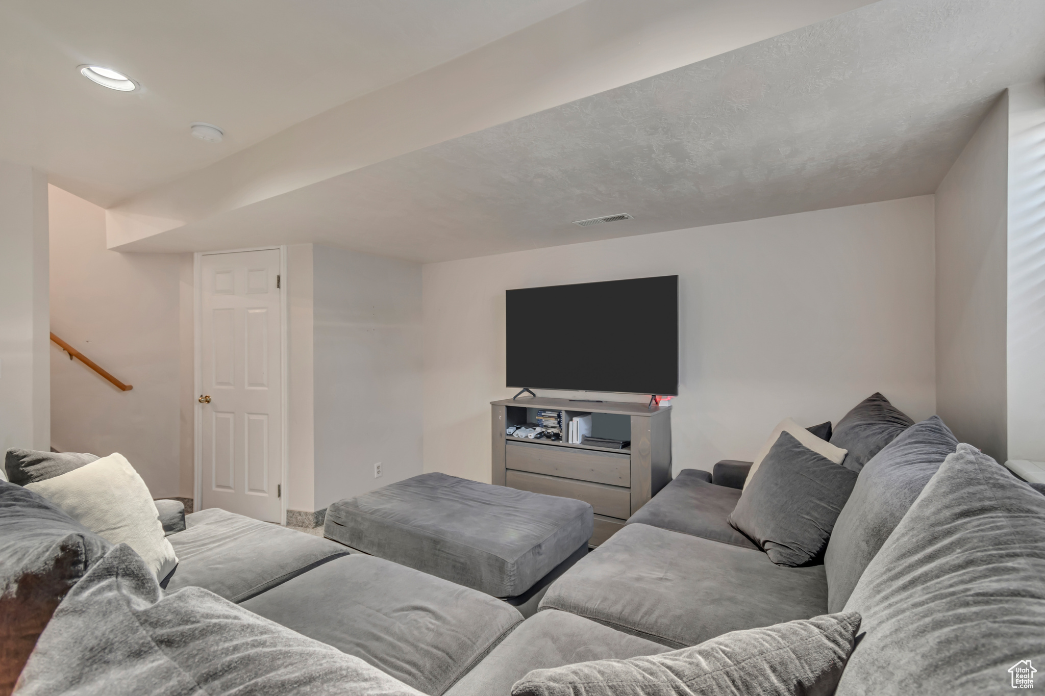 2761 W 9800, South Jordan, Utah image 24