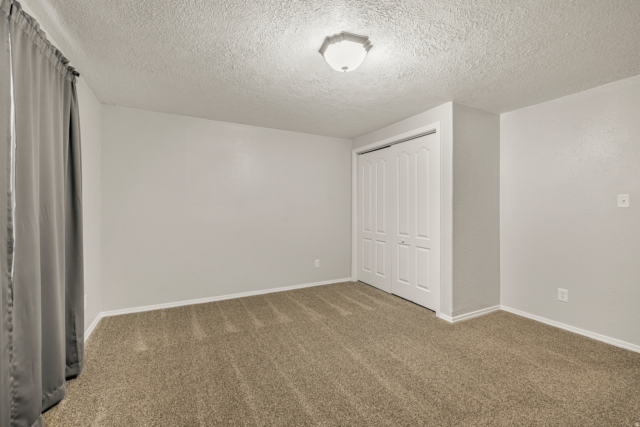 CRIMSON VALLEY - Residential