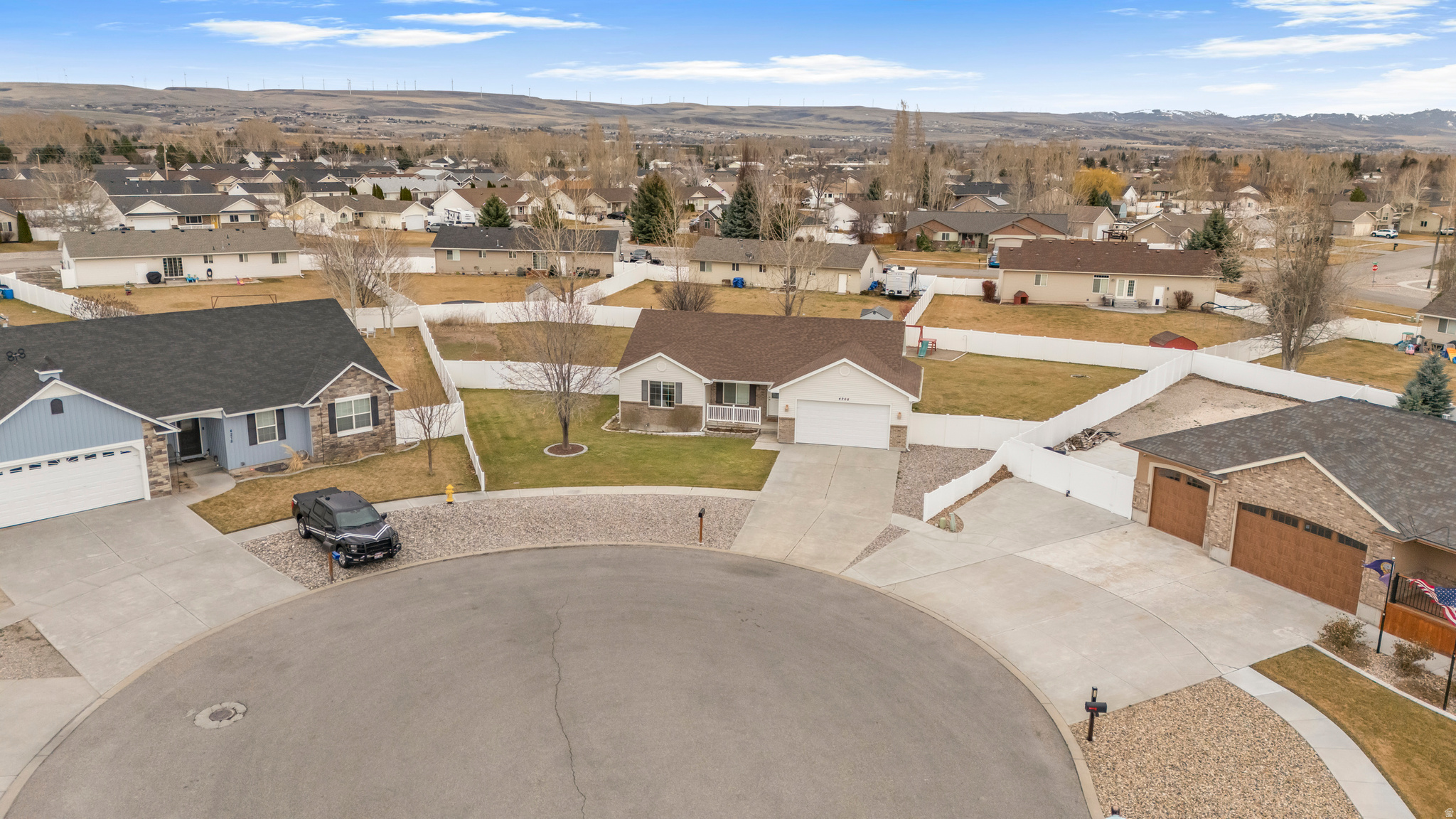 CRIMSON VALLEY - Residential