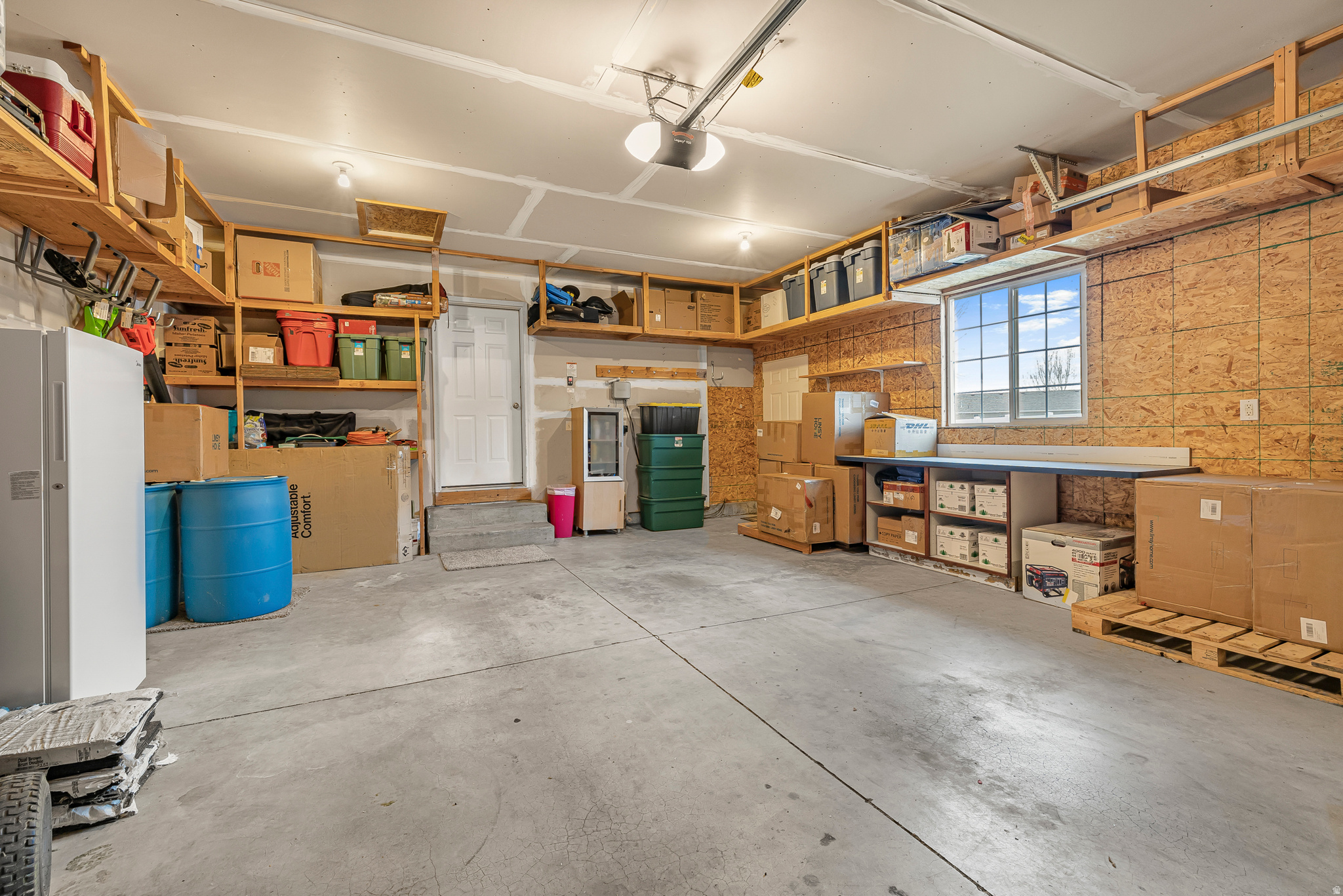 CRIMSON VALLEY - Residential