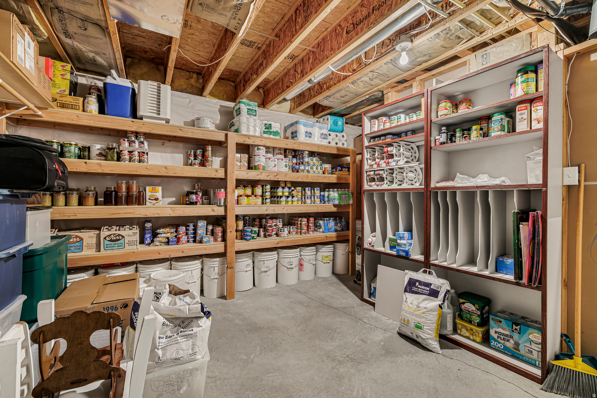 CRIMSON VALLEY - Residential