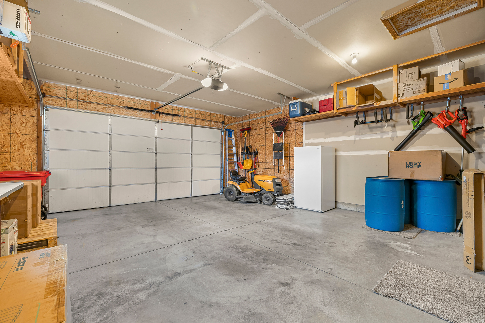 CRIMSON VALLEY - Residential