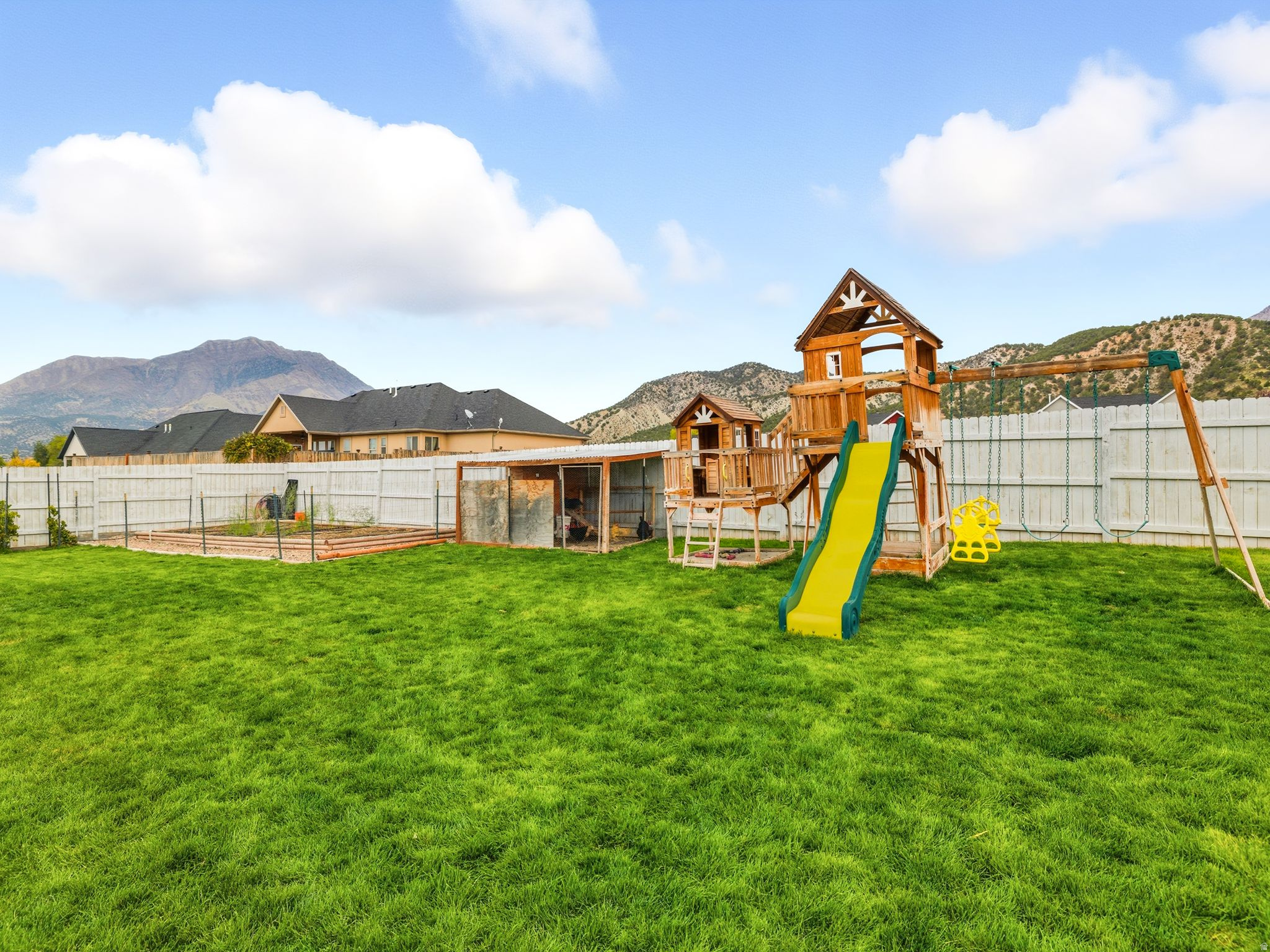 COVINGTON RIDGE ESTATES - Residential