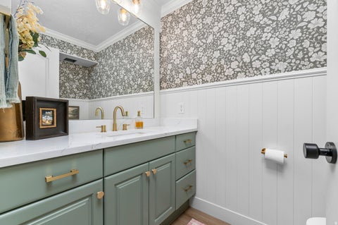 Tiny photo for 6176 S HAVEN MOOR CIR E, Salt Lake City, UT 84121 (MLS # 2173513)