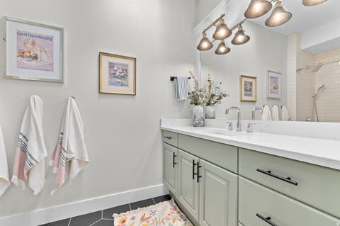 Tiny photo for 6176 S HAVEN MOOR CIR E, Salt Lake City, UT 84121 (MLS # 2173513)