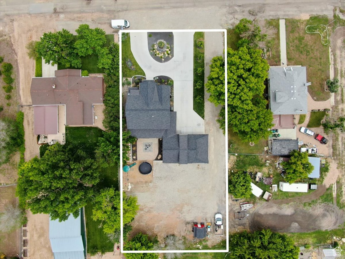 YOUNG PROPERTY - Residential