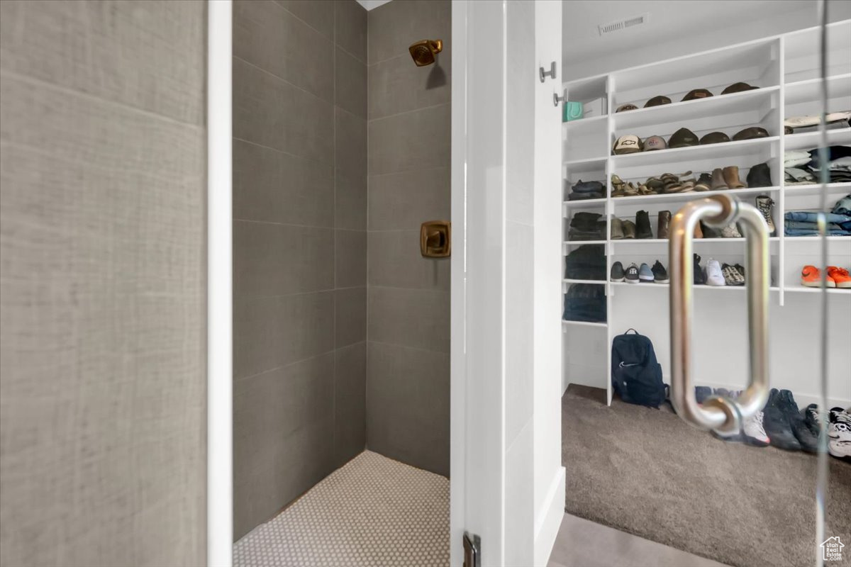 YOUNG PROPERTY - Residential