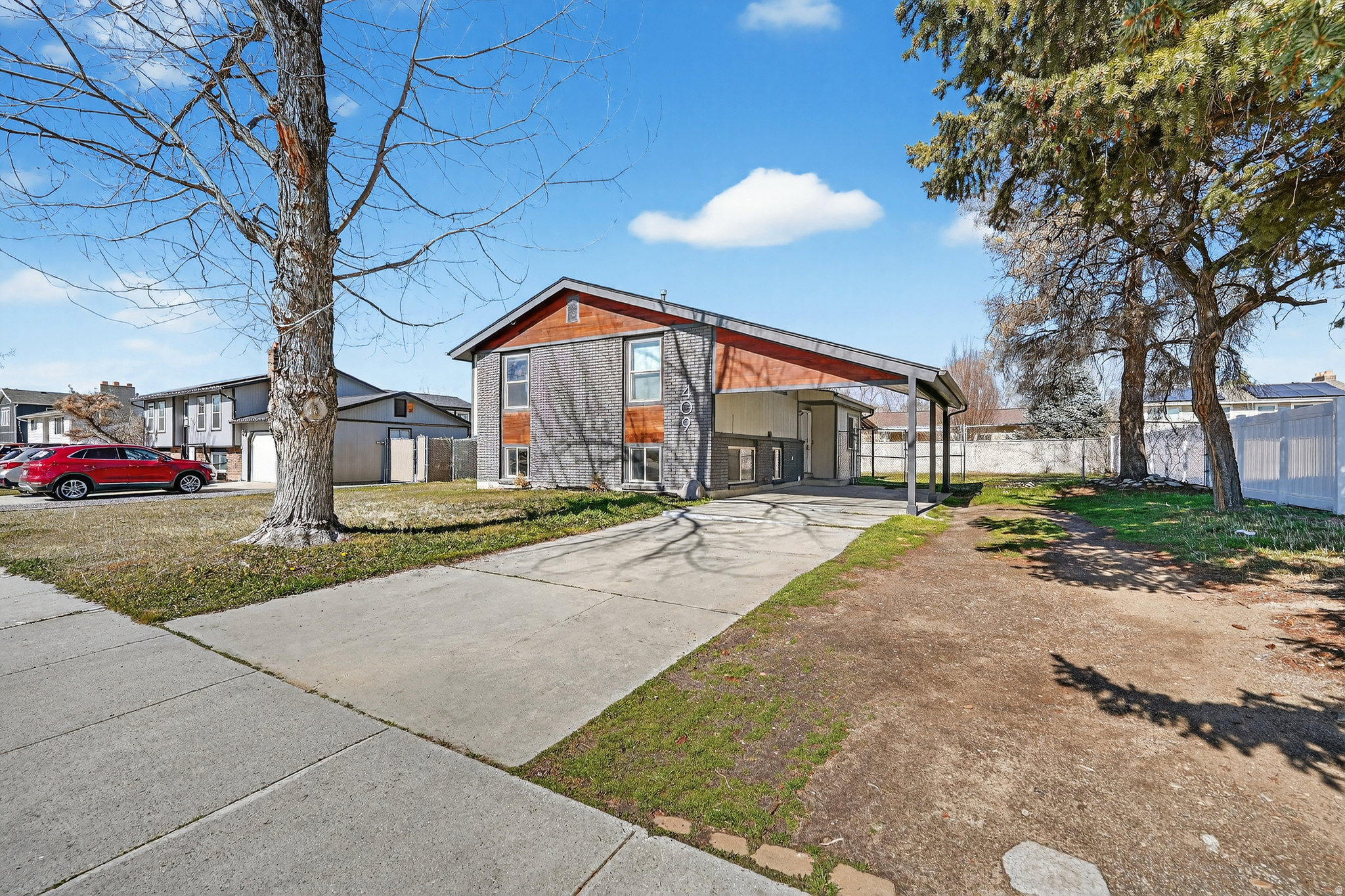 SANDY HEIGHTS SOUTH - Residential