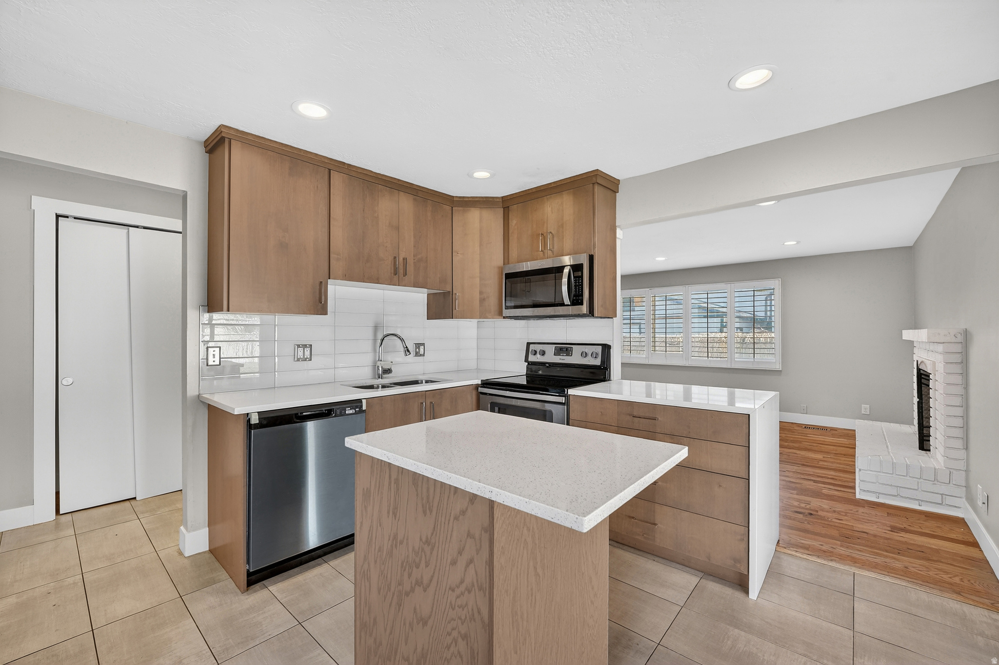 SANDY HEIGHTS SOUTH - Residential