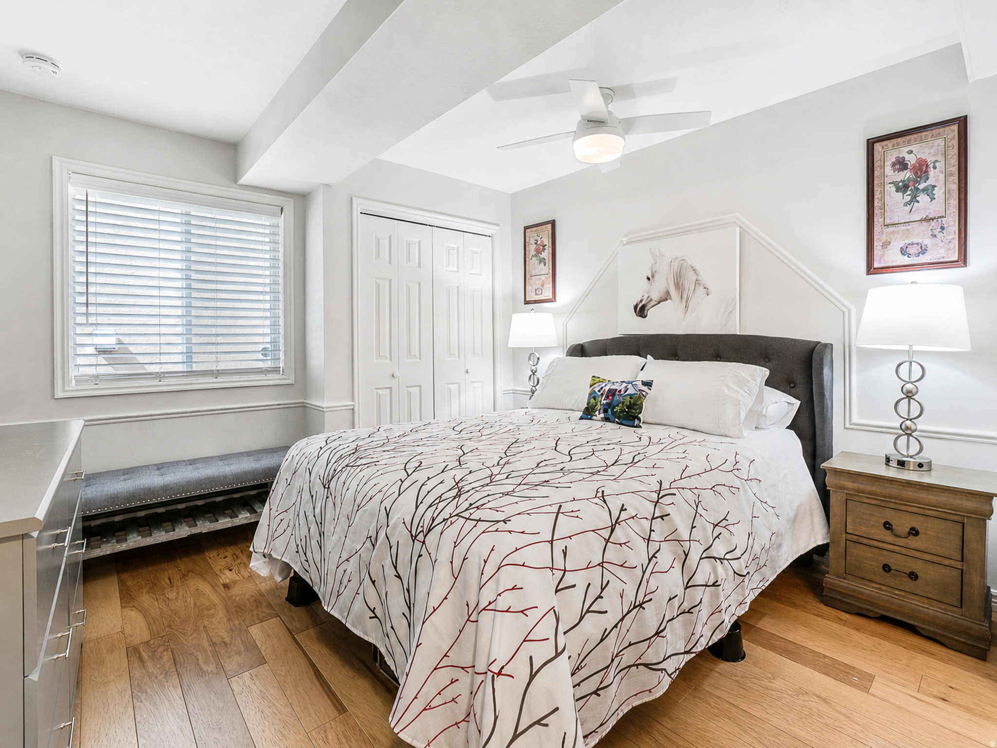 SUN CREEK CONDOMINIUM - Residential