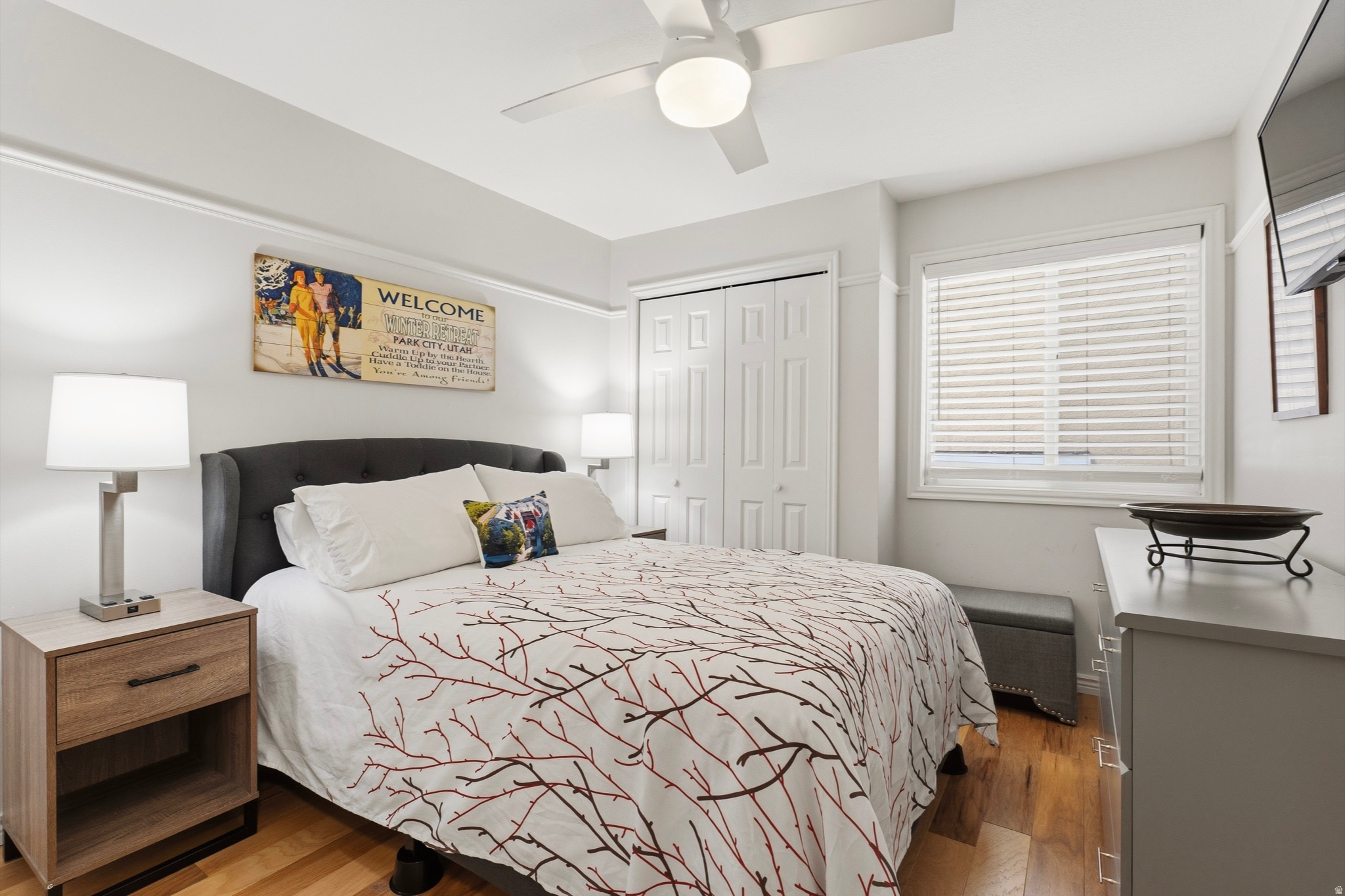 SUN CREEK CONDOMINIUM - Residential