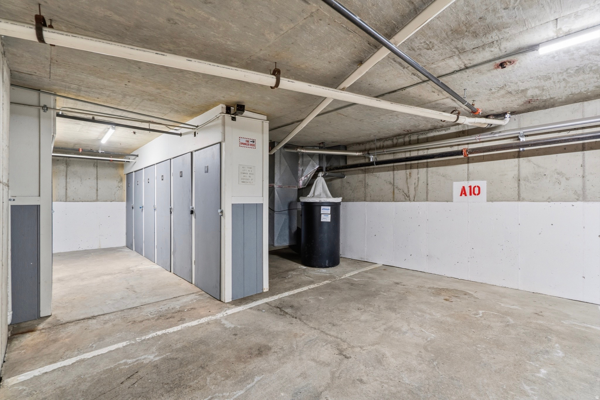 SUN CREEK CONDOMINIUM - Residential