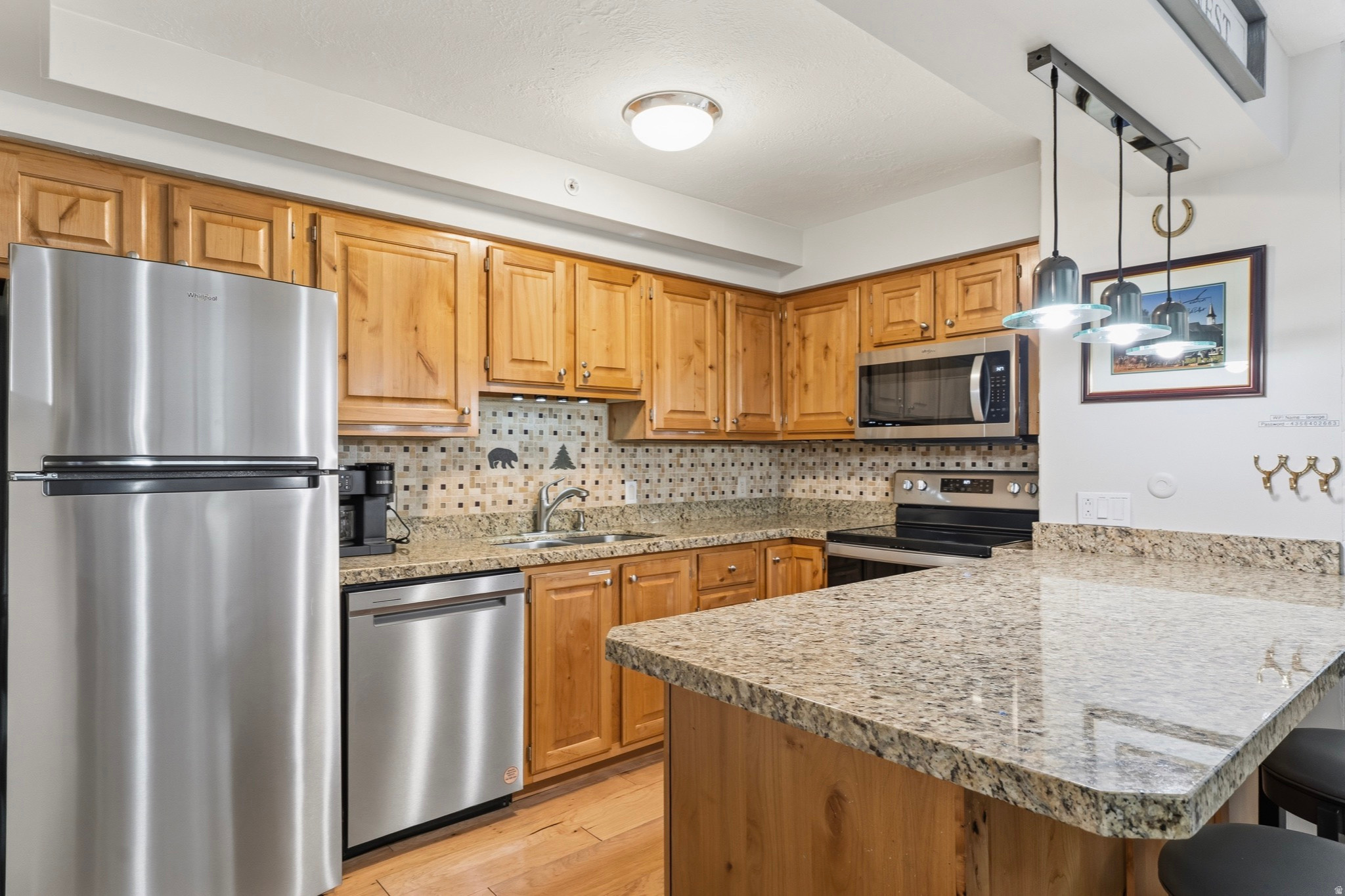 SUN CREEK CONDOMINIUM - Residential