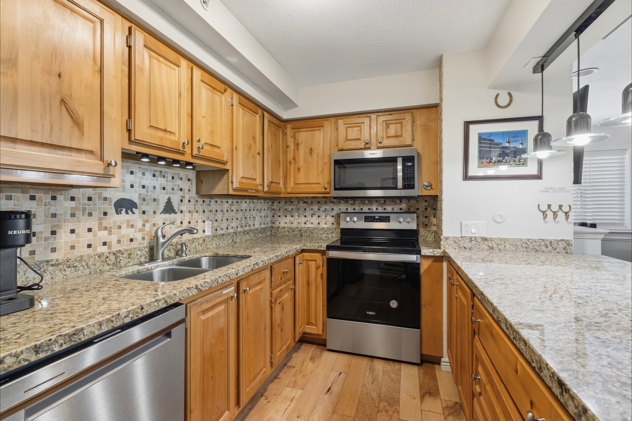SUN CREEK CONDOMINIUM - Residential