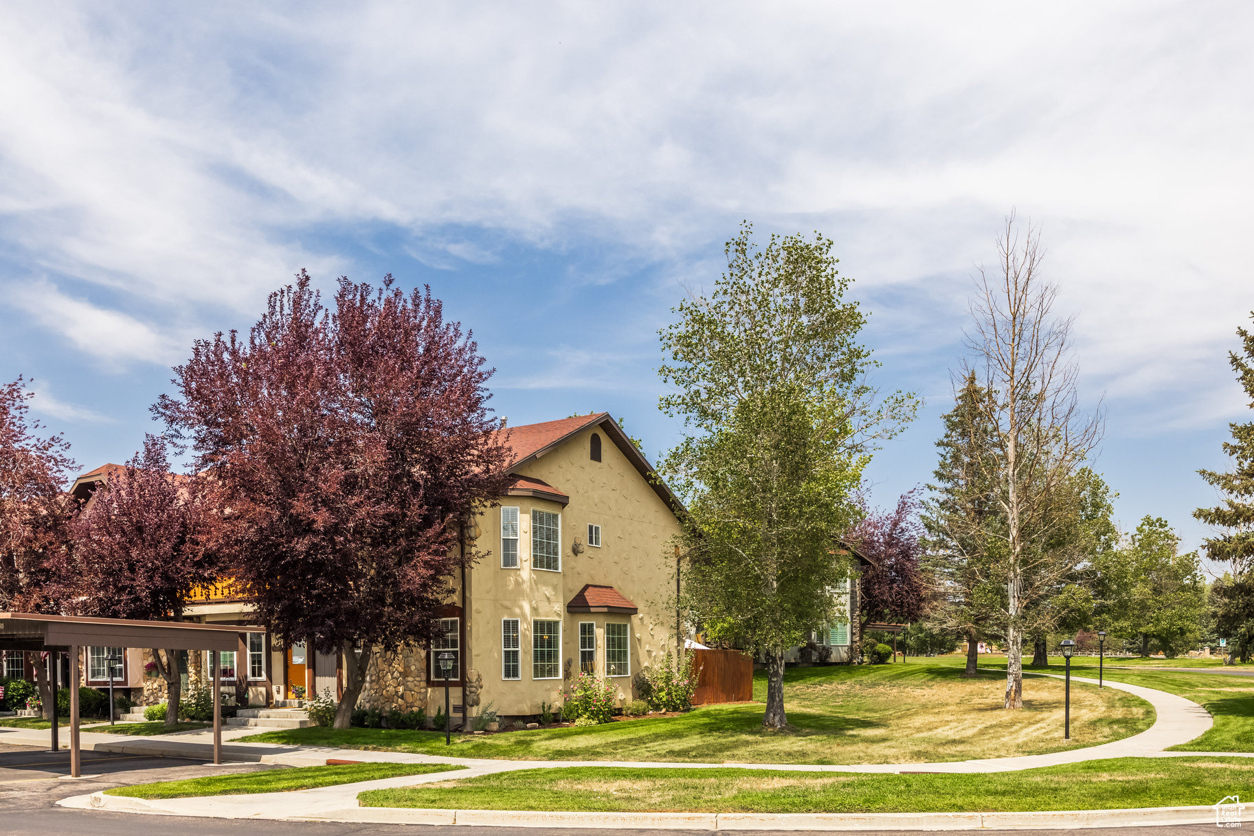 THE HAMLET - Residential