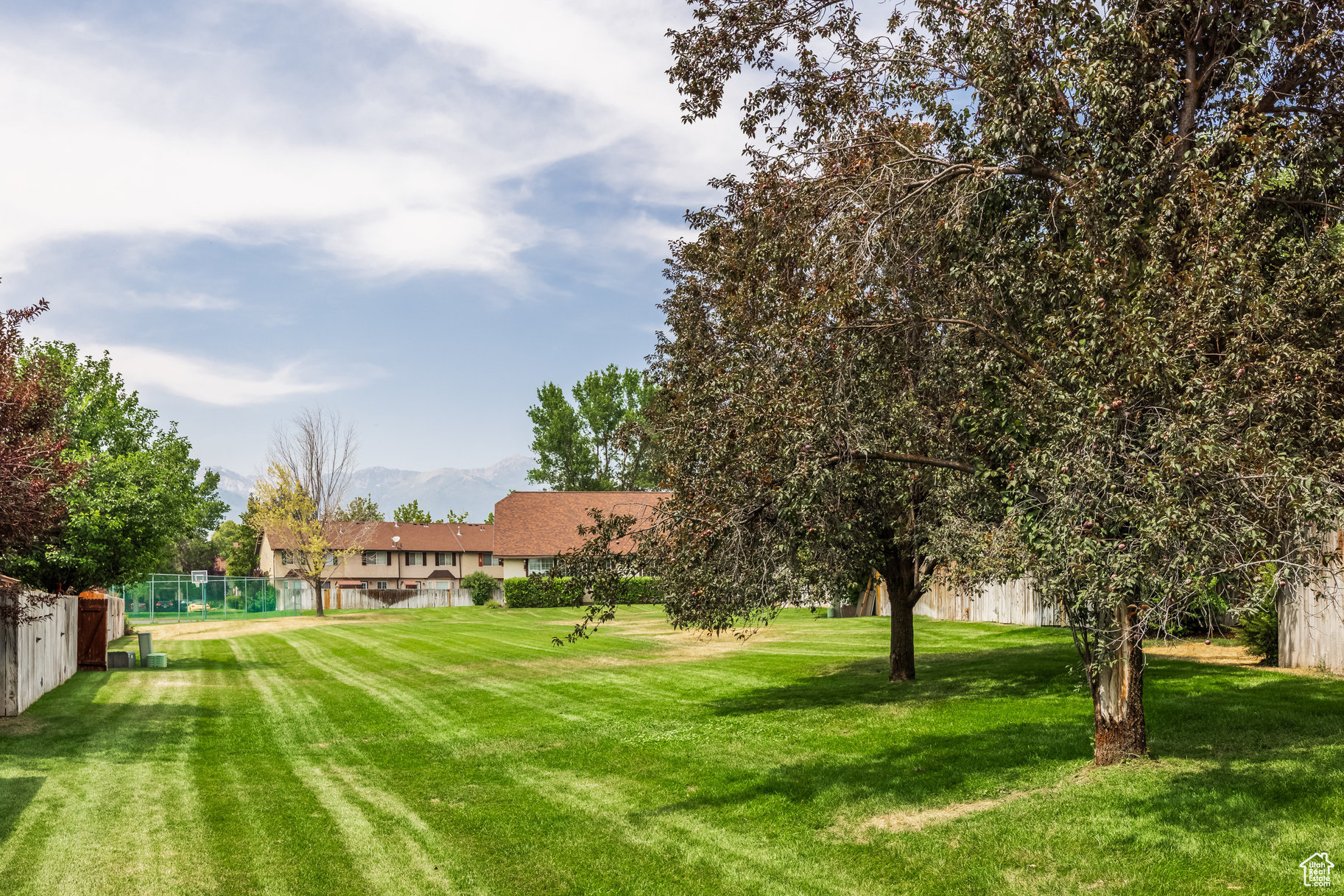 THE HAMLET - Residential