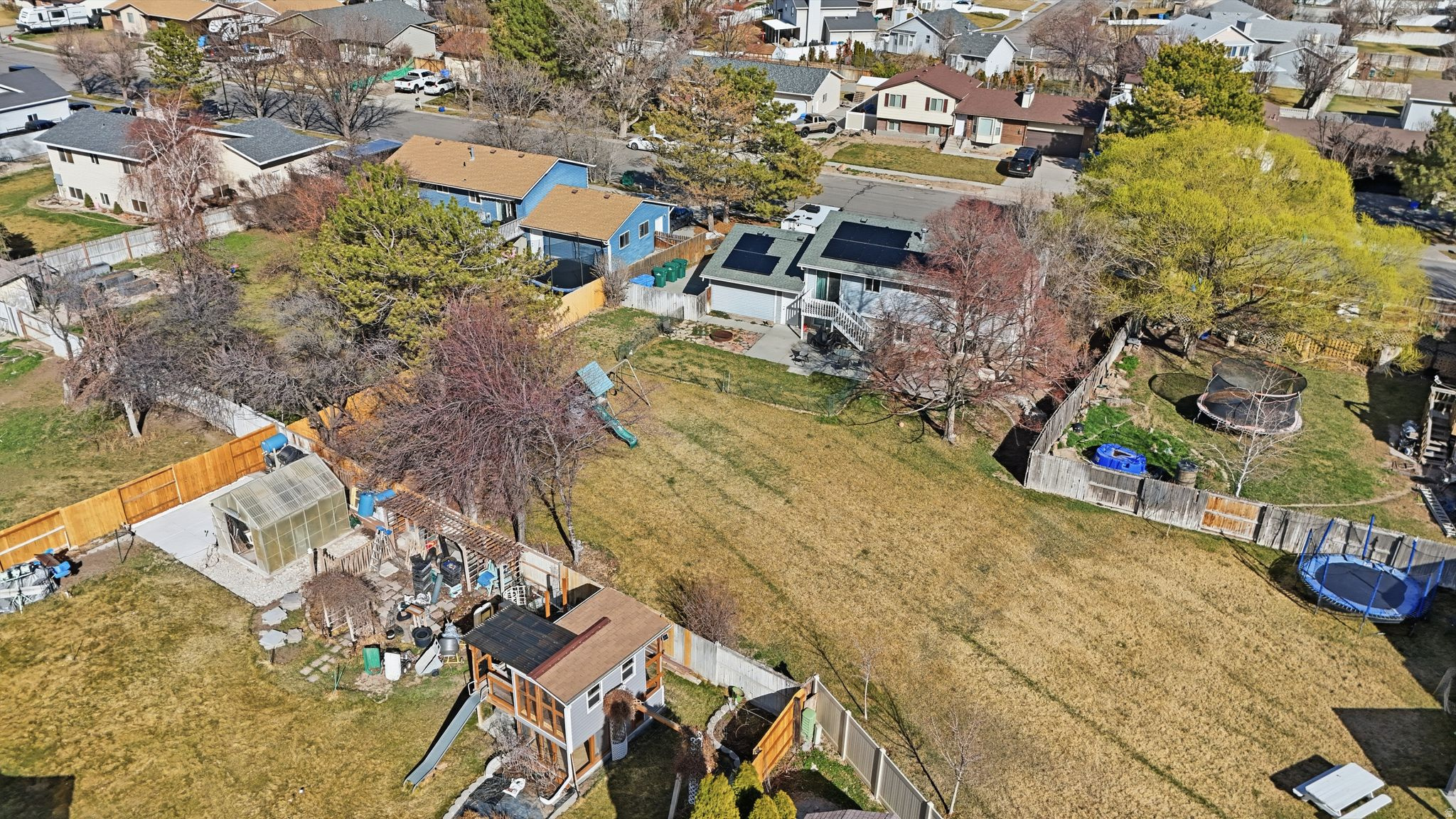 EDGEWOOD - Residential