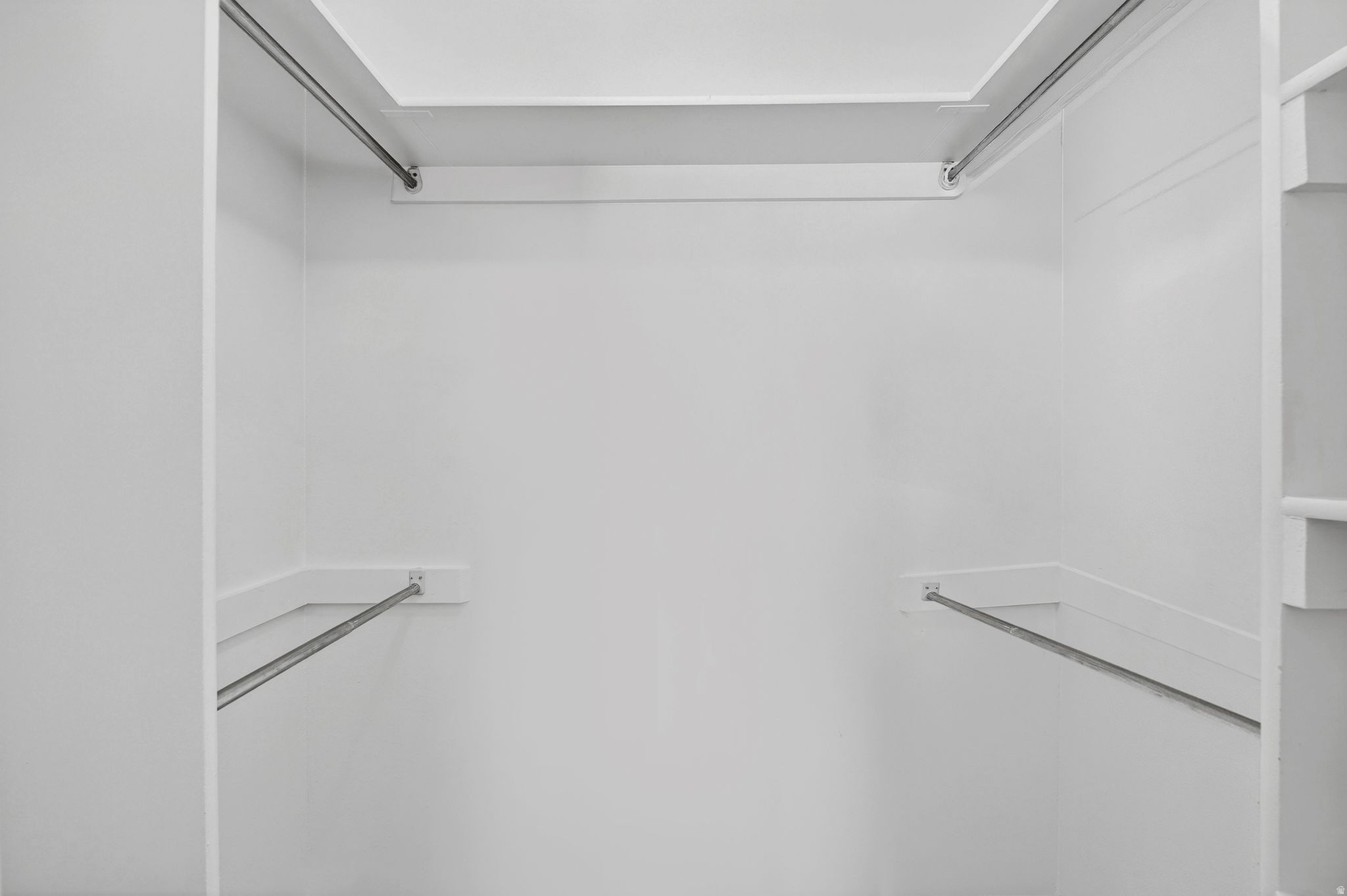 EDGEWOOD - Residential