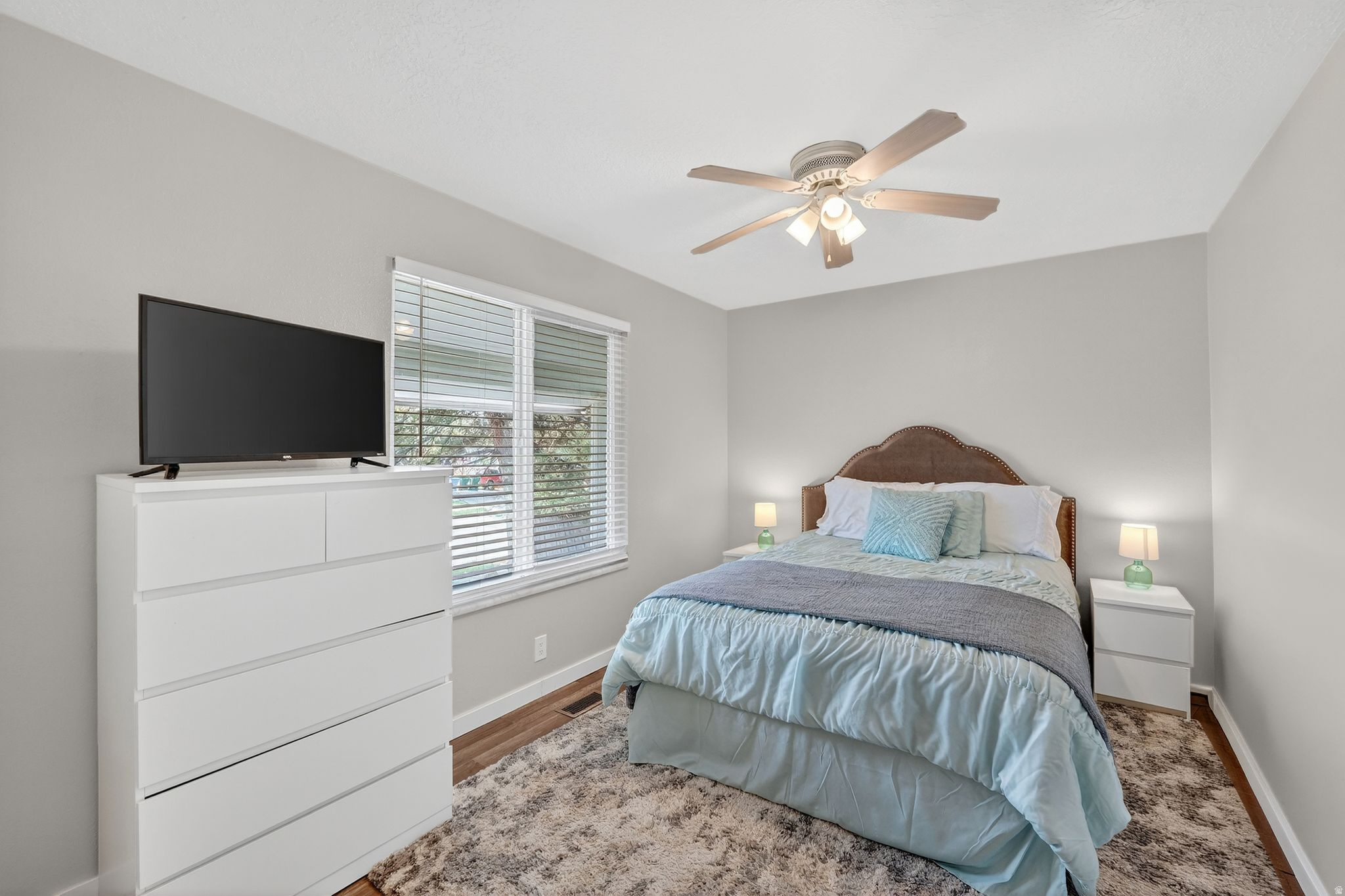 EDGEWOOD - Residential