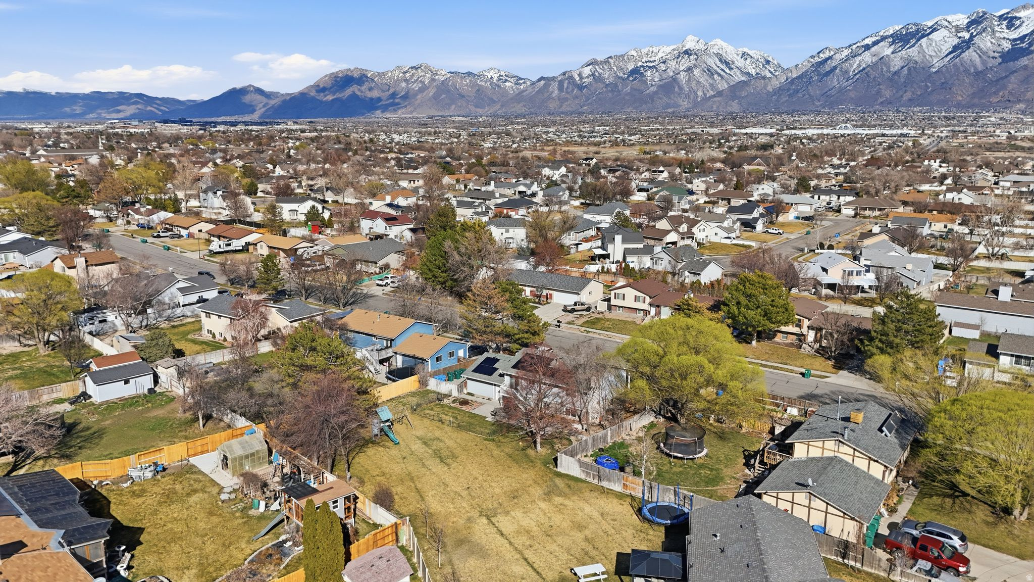 EDGEWOOD - Residential