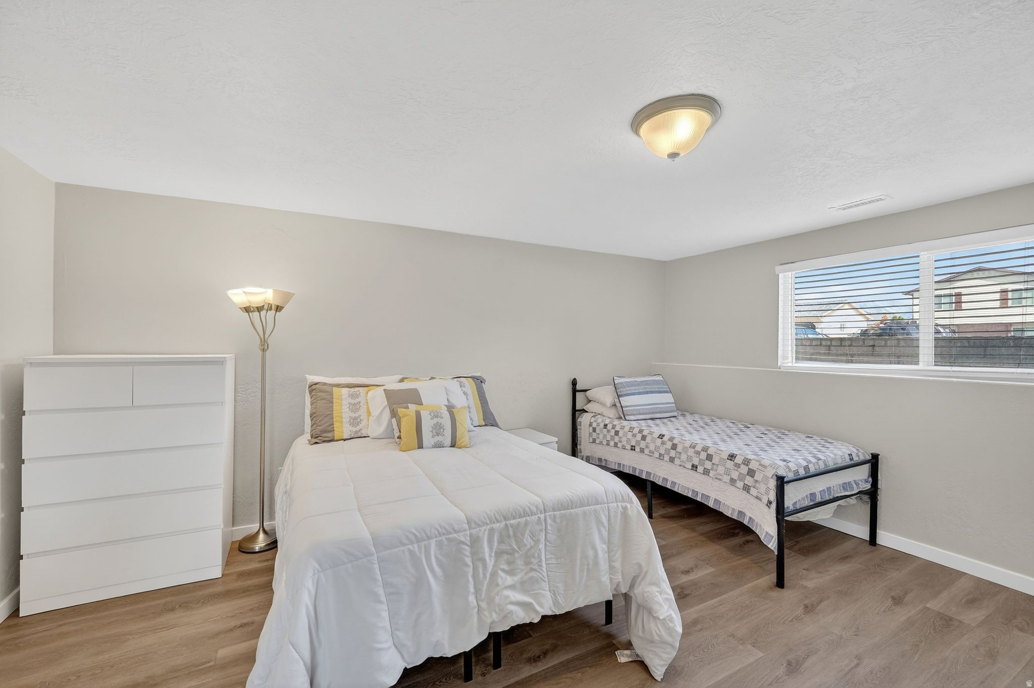 EDGEWOOD - Residential